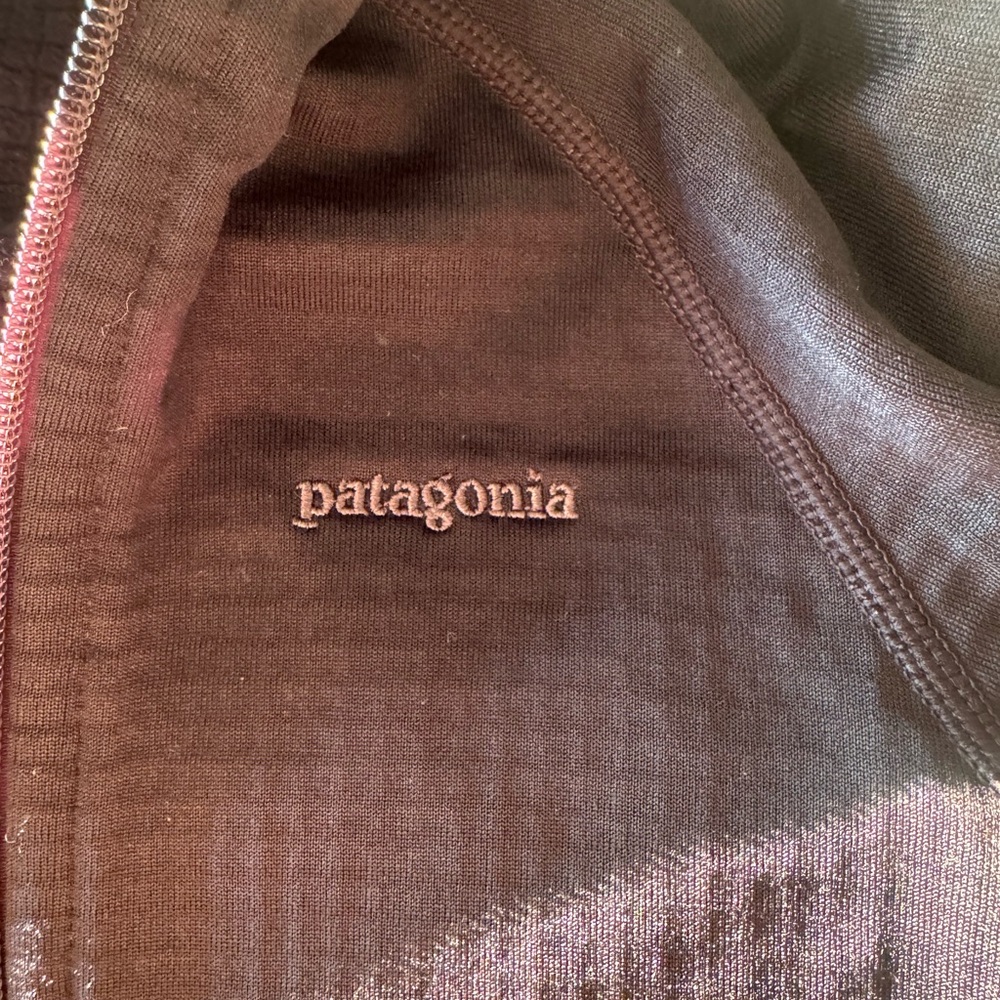 Patagonia Women's Black R1 Full Zipper Jacket - Picture 5 of 8